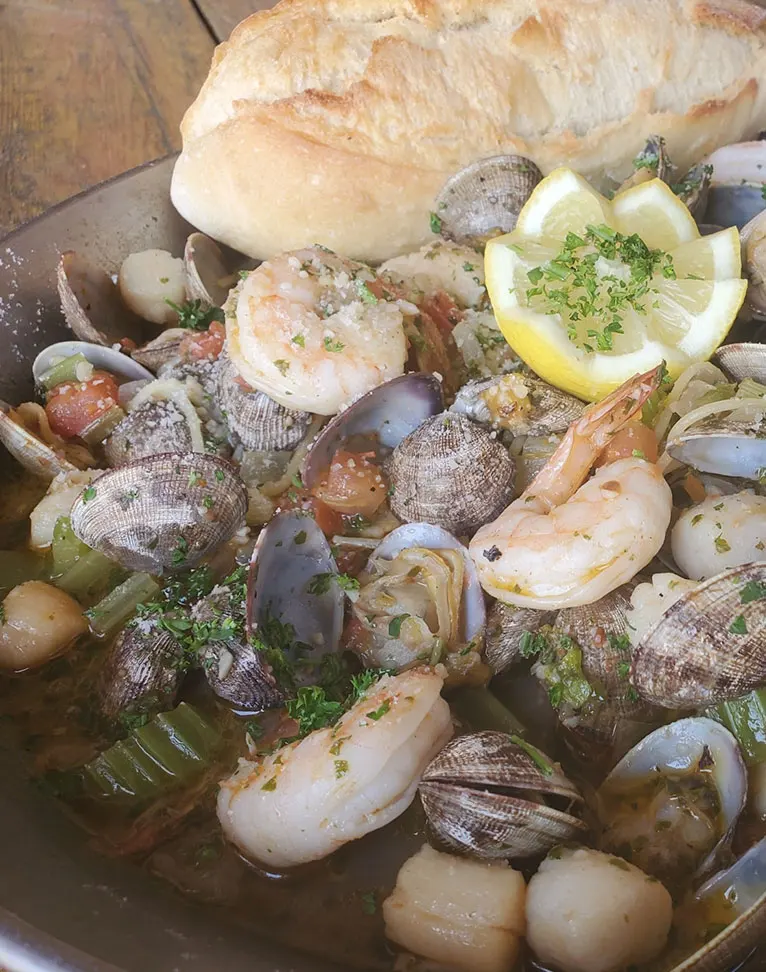 Seafood Pasta (PÂTES AUX FRUITS DE ME) | 